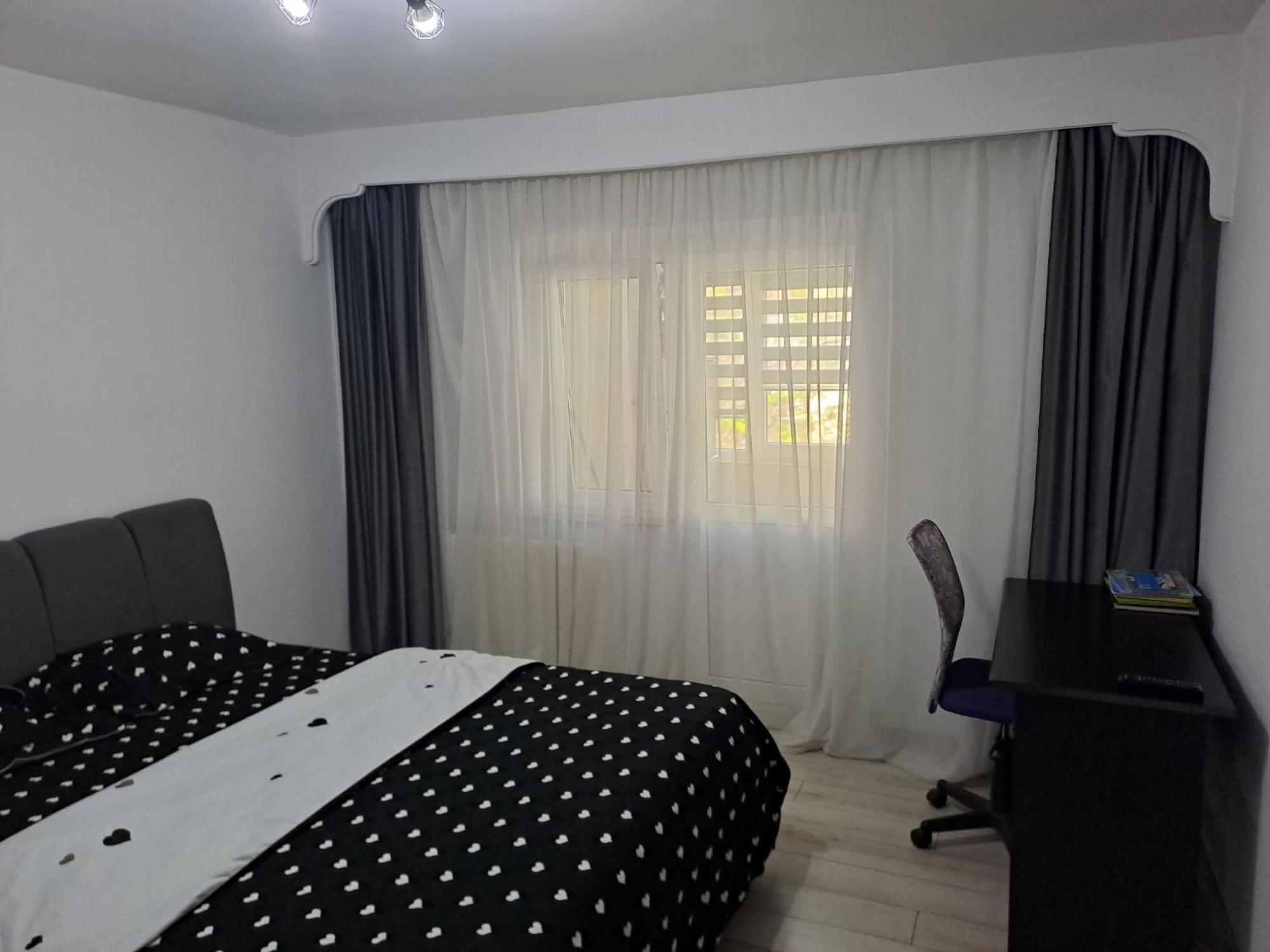 Râmnicu Vâlcea Ilona Apartament 3 Camere מראה חיצוני תמונה