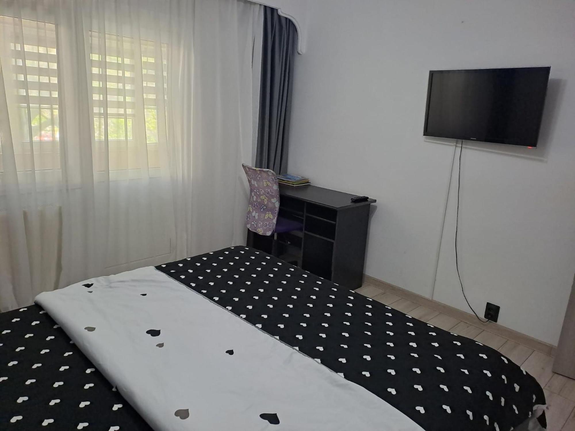 Râmnicu Vâlcea Ilona Apartament 3 Camere מראה חיצוני תמונה